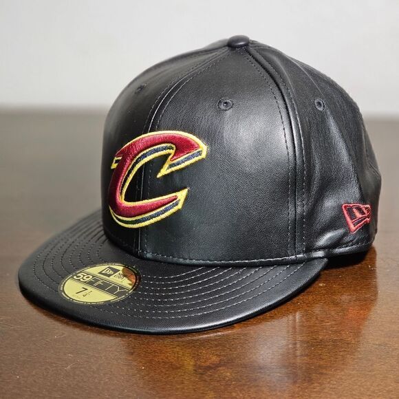 New Era NBA Cleveland Cavaliers Leather Fitted Cap Hat Black Red Gold 7 1/4 New - Picture 5 of 12